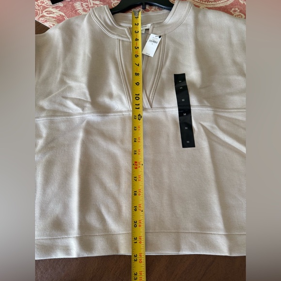 NWT Banana Republic Scuba Split Neck Sweatshirt in Tan SZ M - Picture 11 of 14